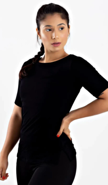 Blusa Manga Curta Metamorfose Preto Fitness